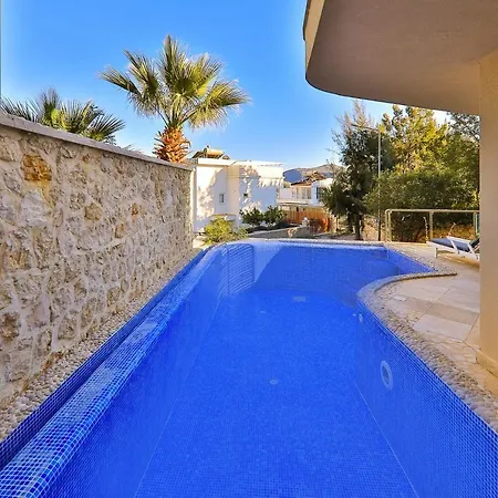 Violet Luxury Apartments *